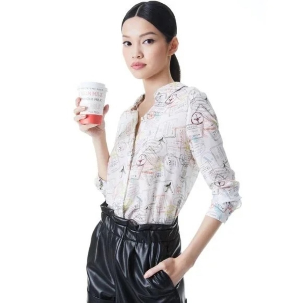 Alice + Olivia Willa Globe Trotter Stamp Silk Blouse size L